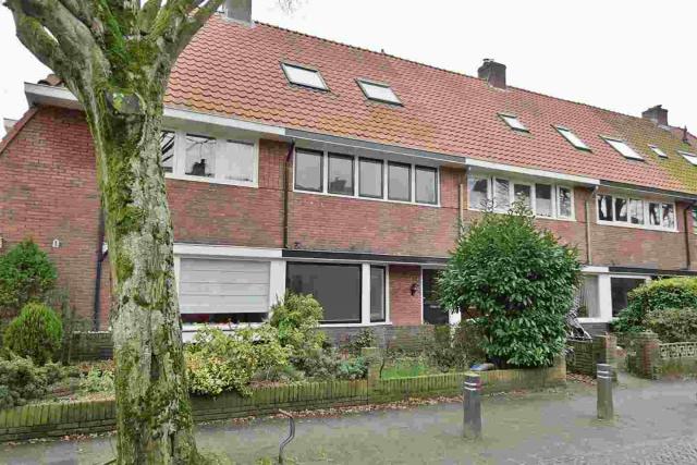 Radiostraat  34