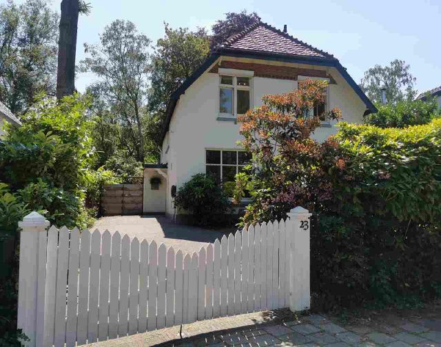 Van Lenneplaan 23